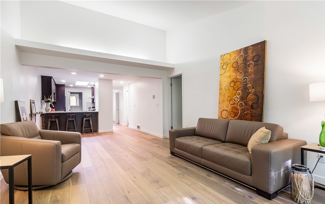 Minimalist interior design example